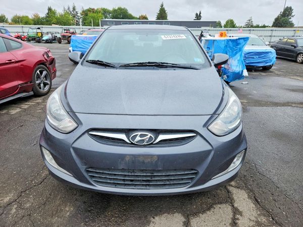 2013 HYUNDAI ACCENT