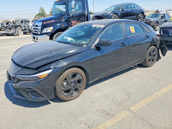 2026 HYUNDAI ELANTRA — DSFA — Front 3/4