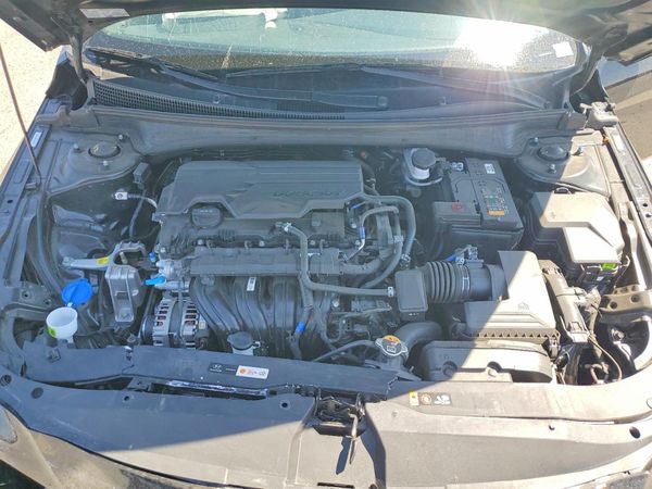 2026 HYUNDAI ELANTRA — Engine bay