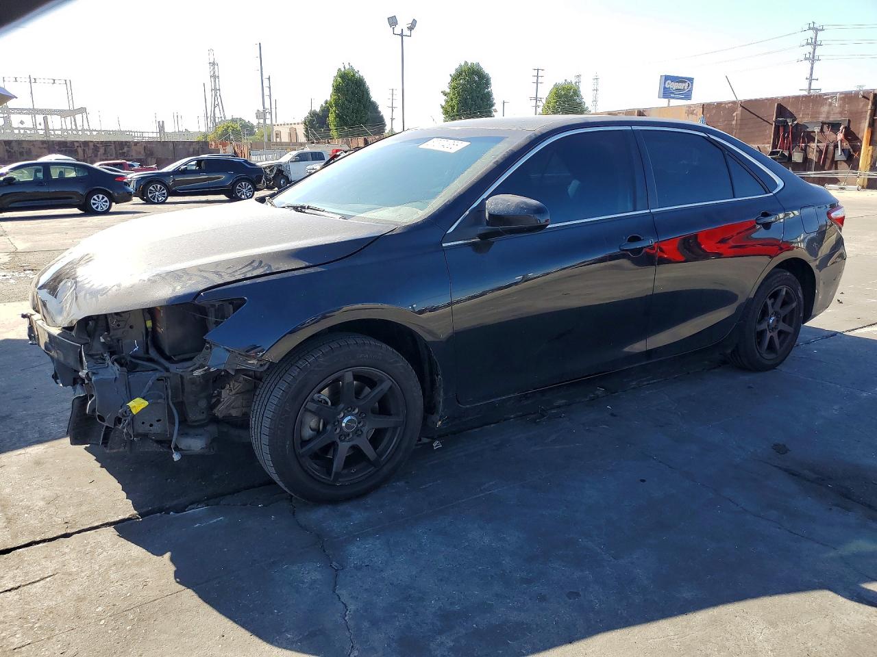 2016 TOYOTA CAMRY