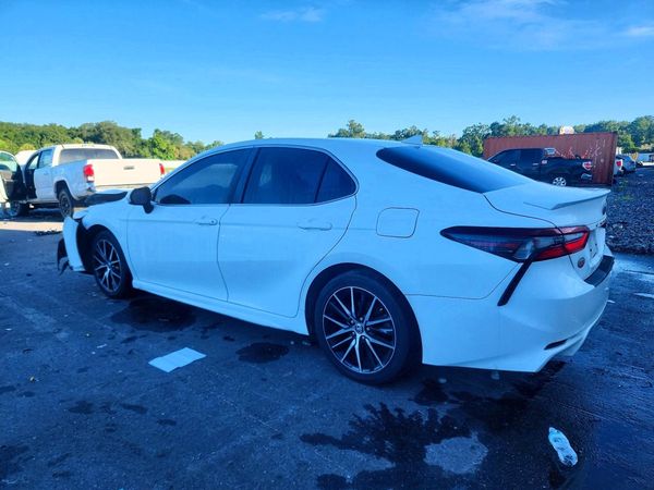 2021 TOYOTA CAMRY