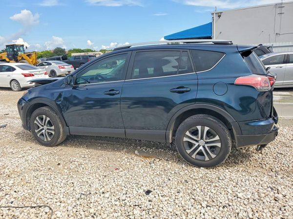 2017 TOYOTA RAV4 LE