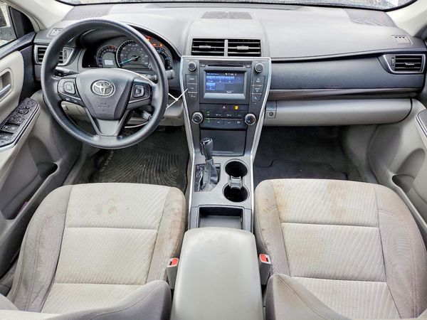2015 TOYOTA CAMRY
