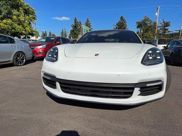 2017 PORSCHE PANAMERA Base (2WD), 4 (4WD)
