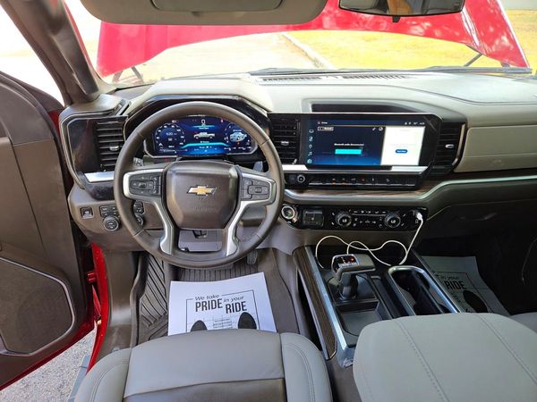2026 CHEVROLET SILVERADO RST