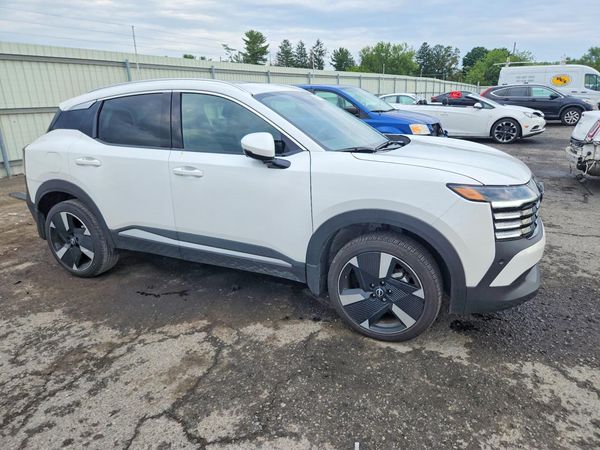 2025 NISSAN KICKS