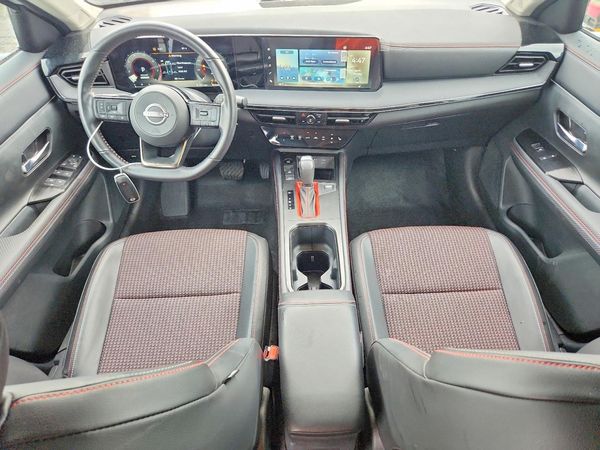 2025 NISSAN KICKS