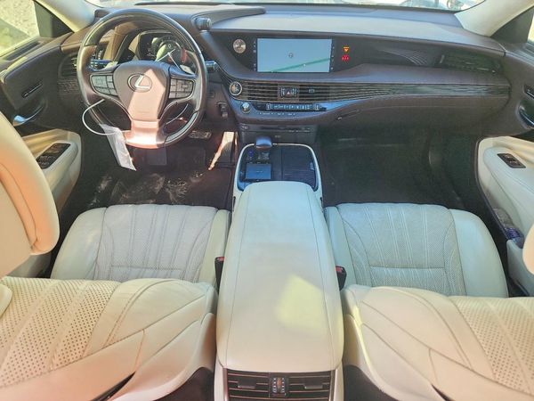 2018 LEXUS LS 500
