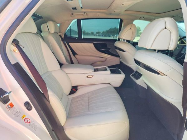2018 LEXUS LS 500