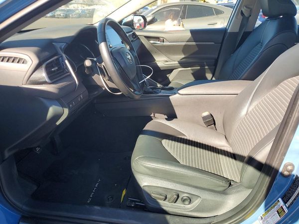 2023 TOYOTA CAMRY SE — DENT