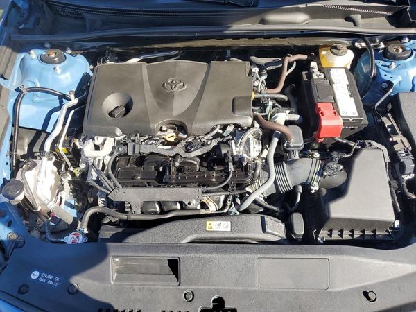 2023 TOYOTA CAMRY SE — Engine bay