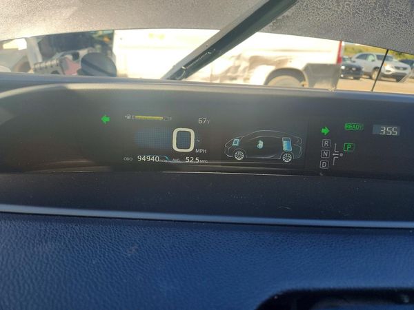 2017 TOYOTA PRIUS One/Two