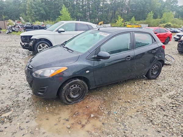 2014 MAZDA MAZDA2