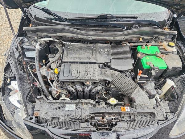 2014 MAZDA MAZDA2
