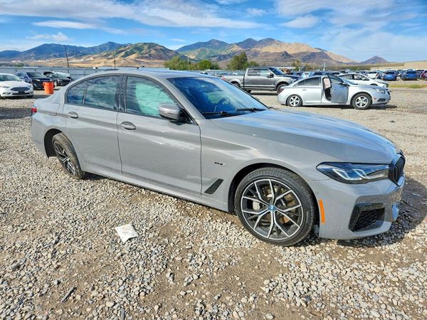 2022 BMW 5 SERIES 530xe — Passenger 3/4