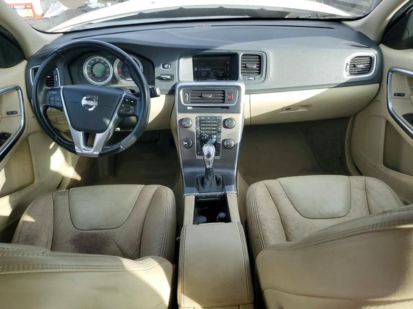 2013 VOLVO S60
