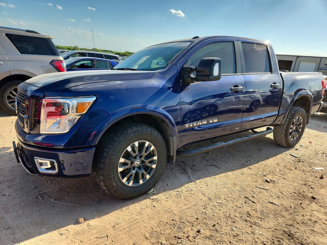 2018 NISSAN TITAN