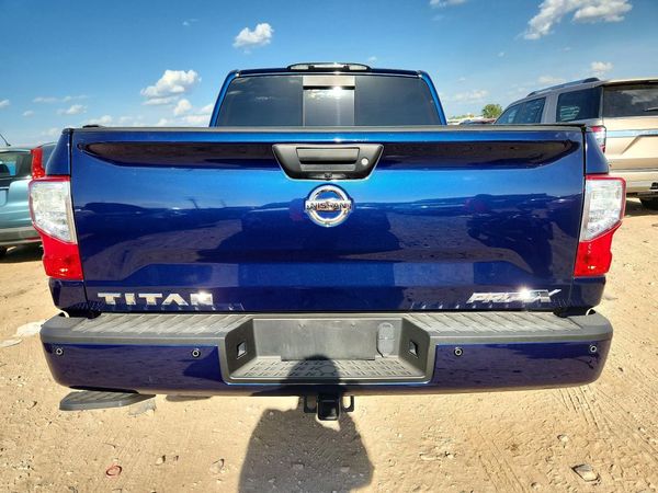 2018 NISSAN TITAN