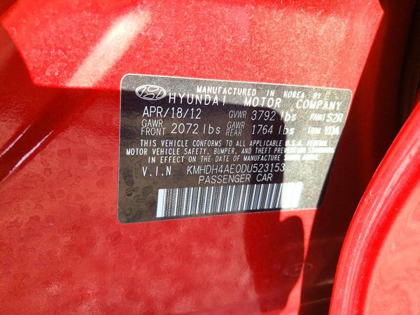 2013 HYUNDAI ELANTRA