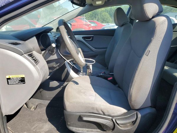 2013 HYUNDAI ELANTRA — DENT