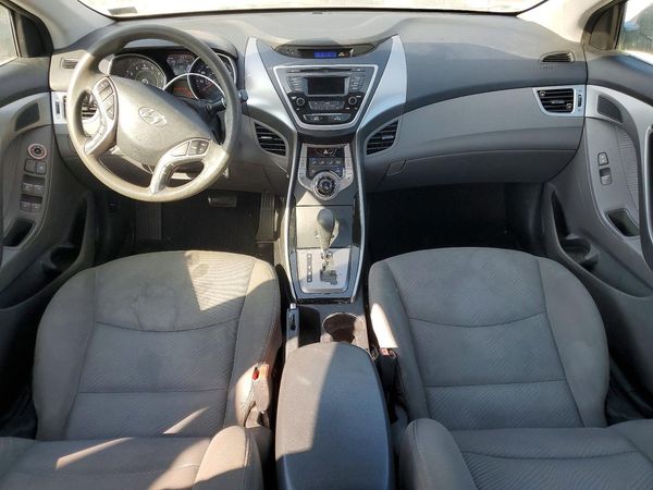 2013 HYUNDAI ELANTRA — CKPT