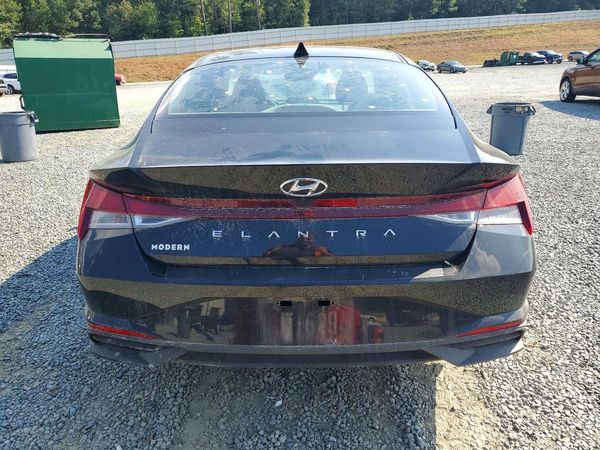 2023 HYUNDAI ELANTRA SE