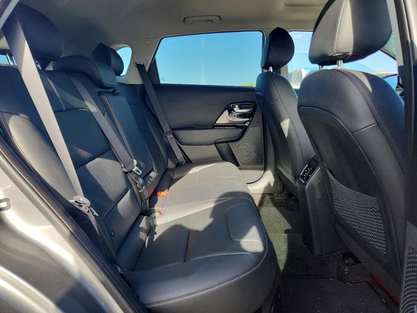 2022 KIA NIRO