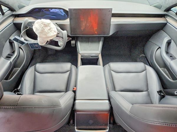 2022 TESLA MODEL S
