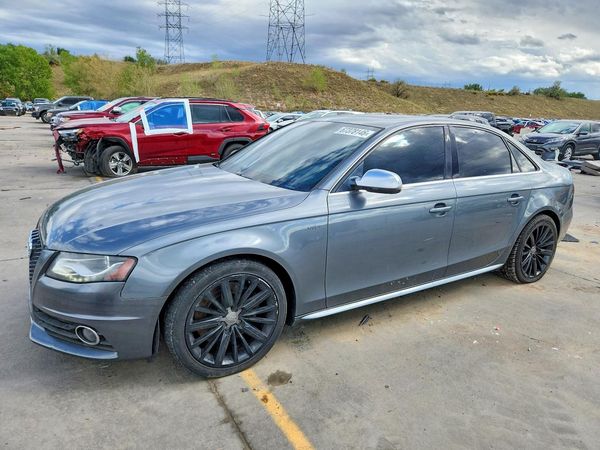 2012 AUDI S4