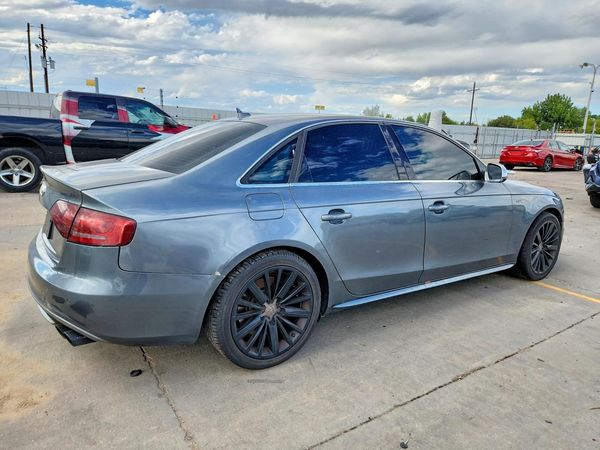 2012 AUDI S4