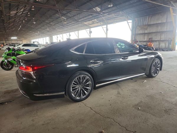 2018 LEXUS LS