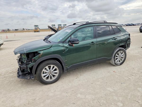 2026 TOYOTA COROLLA CROSS