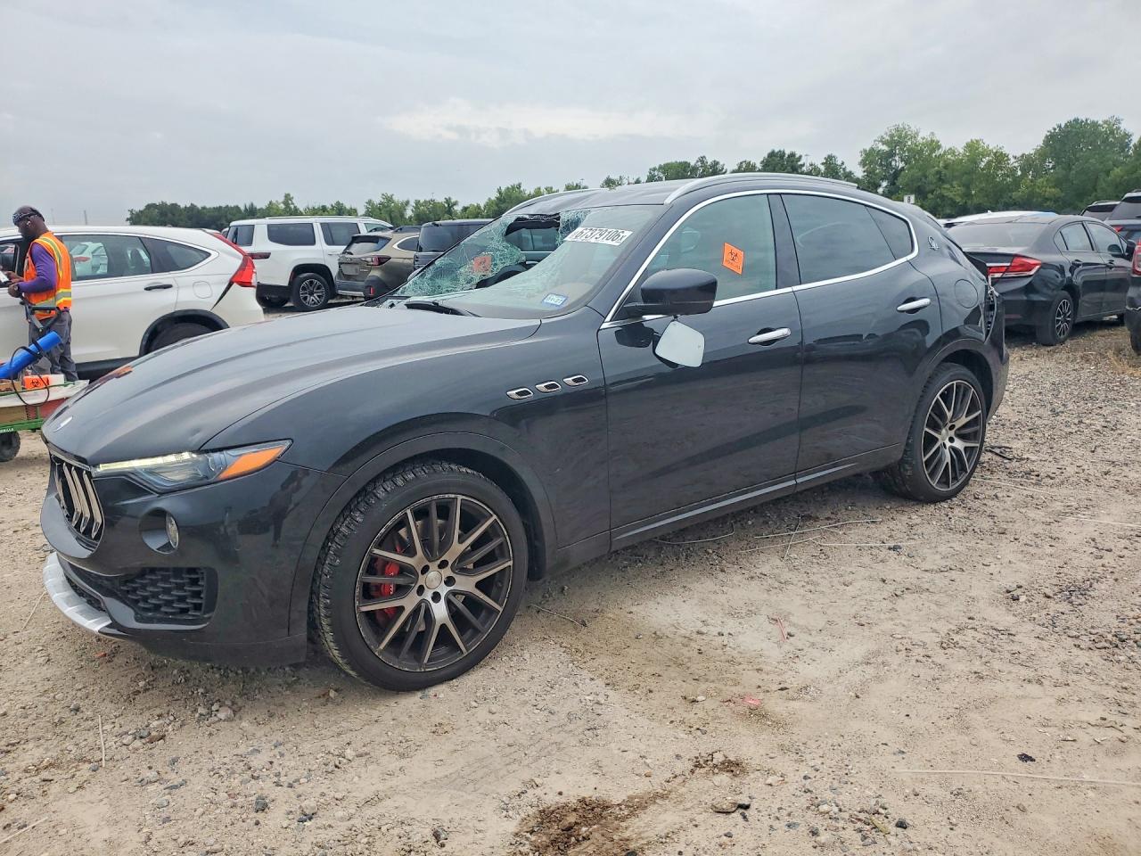 2017 MASERATI LEVANTE