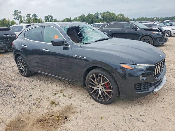 2017 MASERATI LEVANTE