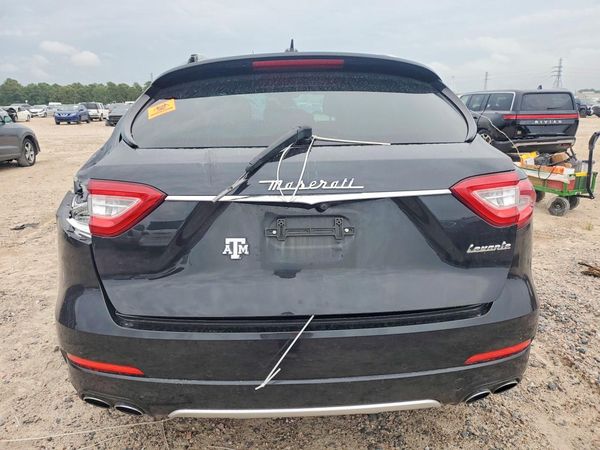 2017 MASERATI LEVANTE