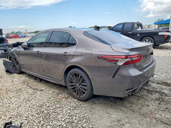2021 TOYOTA CAMRY