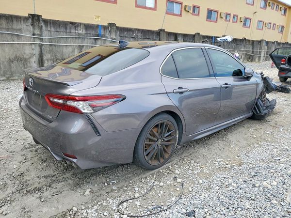 2021 TOYOTA CAMRY