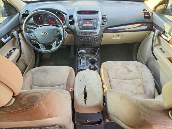 2015 KIA SORENTO