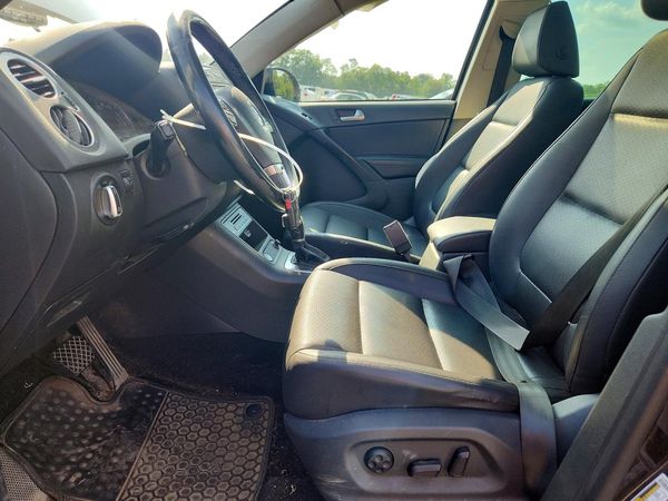 2017 VOLKSWAGEN TIGUAN
