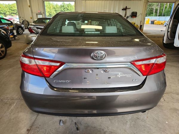 2016 TOYOTA CAMRY