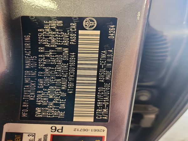 2016 TOYOTA CAMRY