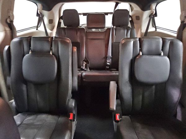 2019 DODGE GRAND CARAVAN SXT — SUVN