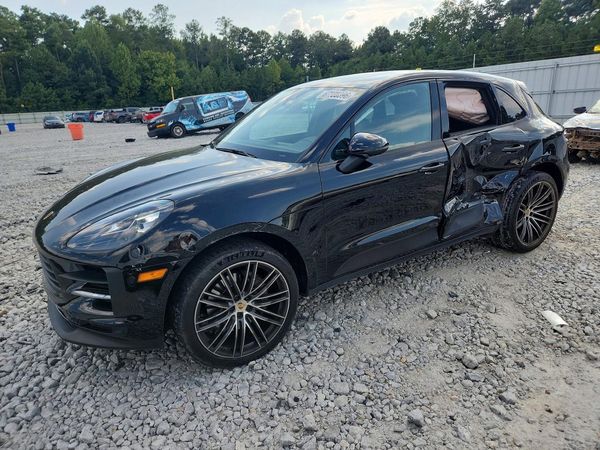 2019 PORSCHE MACAN