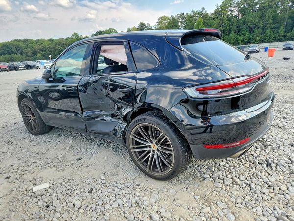 2019 PORSCHE MACAN