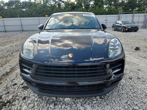 2019 PORSCHE MACAN