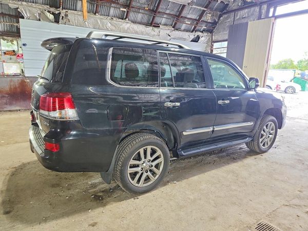 2014 LEXUS LX 570