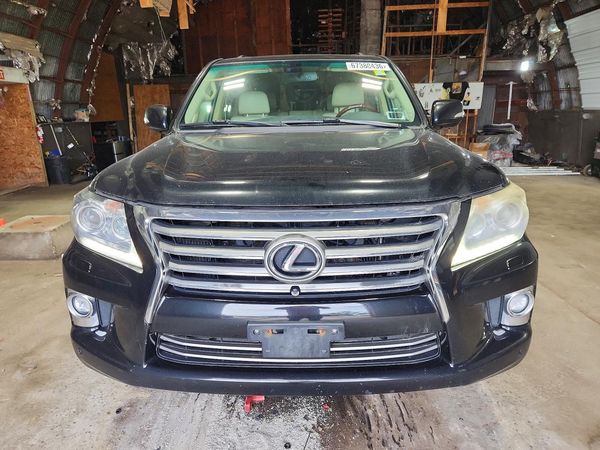 2014 LEXUS LX 570
