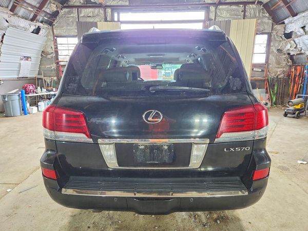 2014 LEXUS LX 570