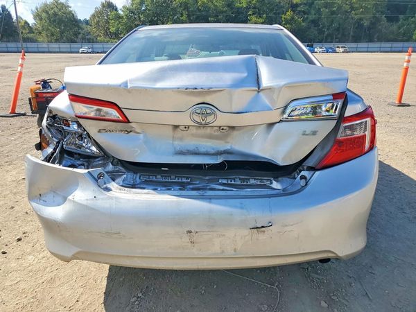 2012 TOYOTA CAMRY