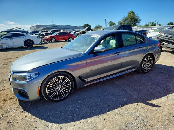 2019 BMW 530